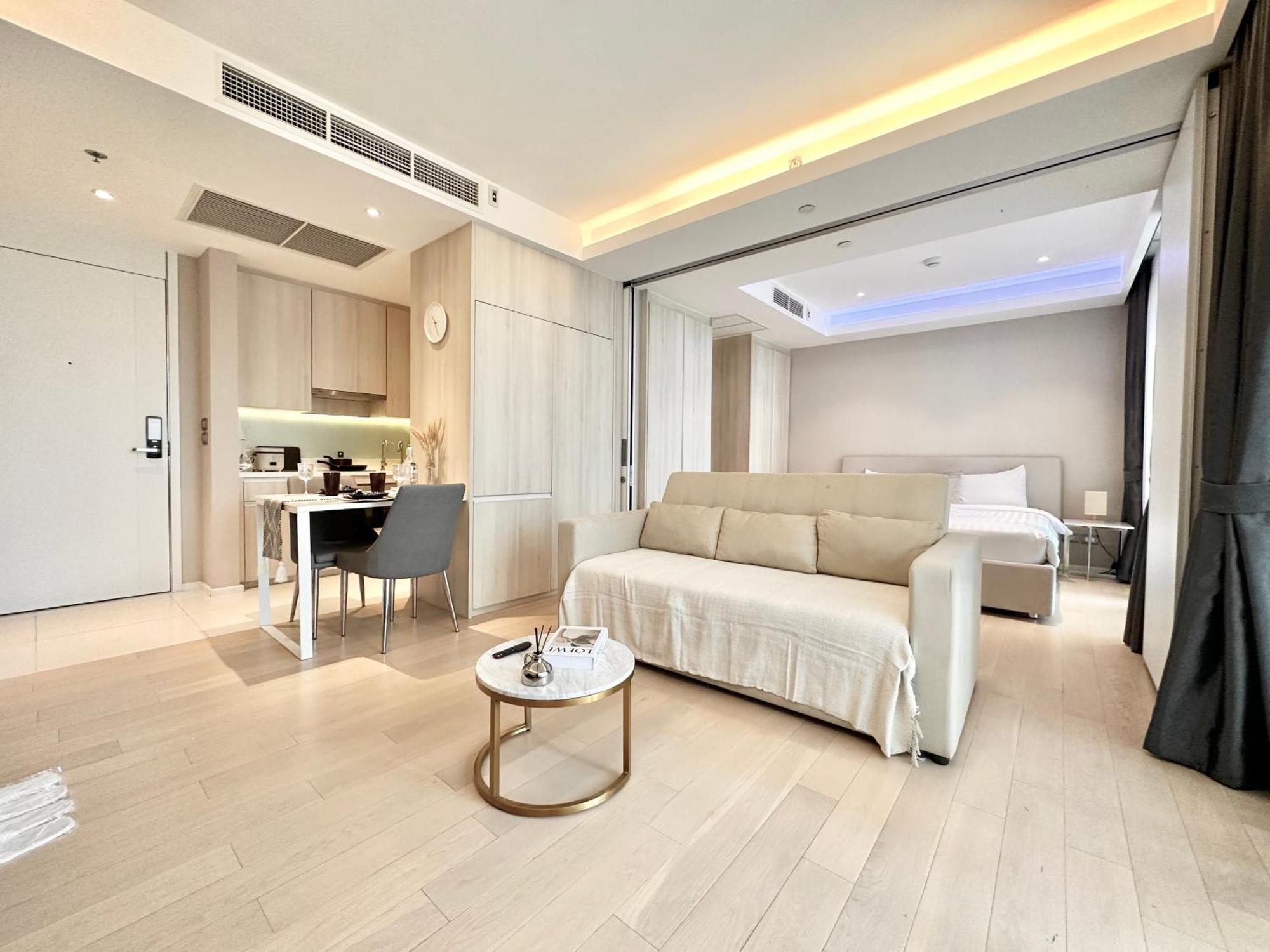 Appartement Sukhumvit 11#Luxury#Pool#Gym#Bts Nana&Mrt Sukhumvit#1Br#Max4Ppl à Bangkok Extérieur photo