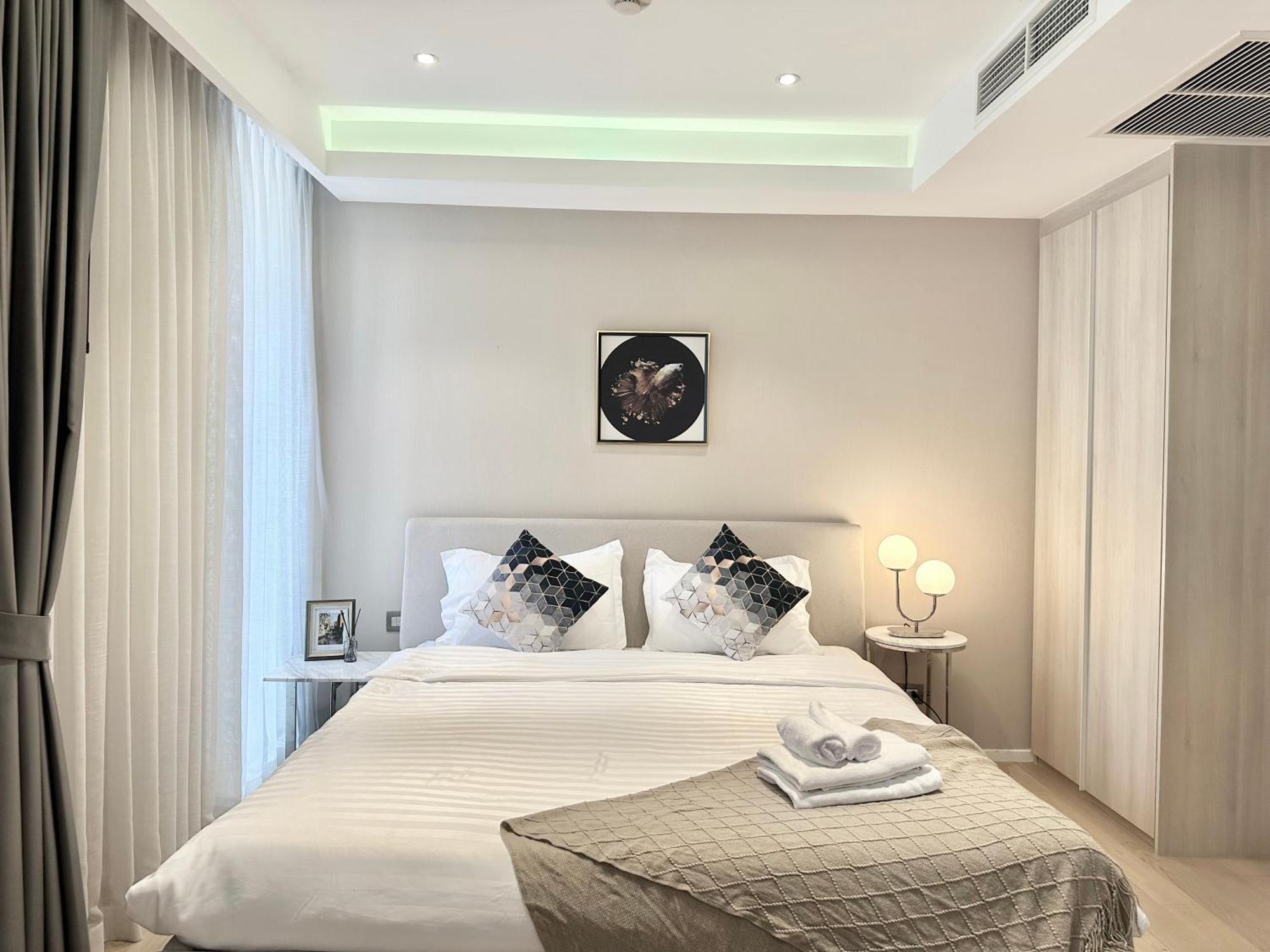 Appartement Sukhumvit 11#Luxury#Pool#Gym#Bts Nana&Mrt Sukhumvit#1Br#Max4Ppl à Bangkok Extérieur photo